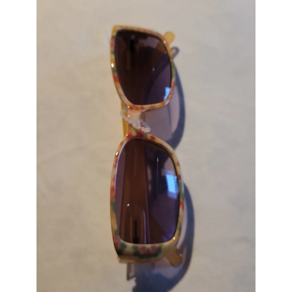 ICU Eyewear Womens Foxy Floral Bifocal Reading Sunglasses Tinted +2.00 80134704